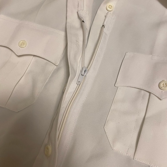 Official uniform shirt - Picture 3 of 5